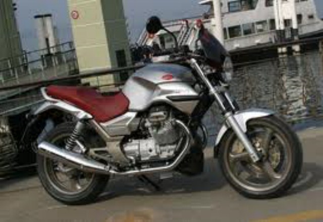 Oostende Pauls Moto GuzziBreva 750
