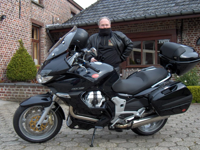 Oostduinkerke Guys Moto Guzzi Norge 1200 GTL