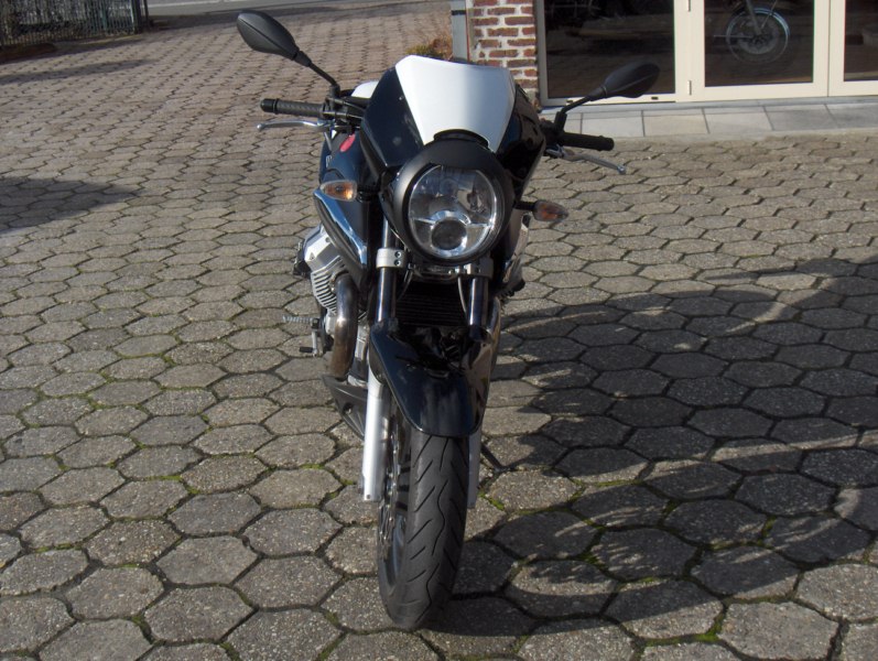 Merelbeke Christhophes Moto Guzzi 1200 Sport