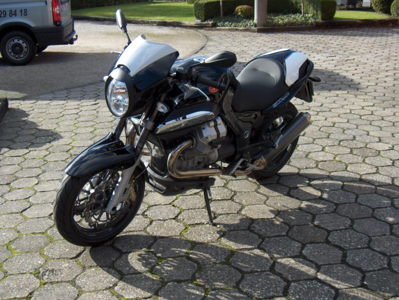 Stekene Moto Guzzi 1200 Sport