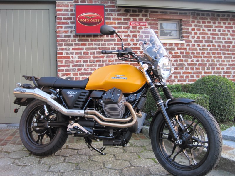 VRAmotors Svens Moto Guzzi V7 Stone uit Brasschaat