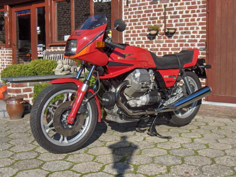 Temse Lucs Moto Guzzi Lemans 3