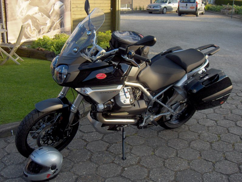 Bavegem Lucs Moto Guzzi Stelvio 1200