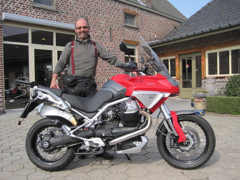 Brugge Philippes Moto Guzzi Stelvio 1200 4V ABS
