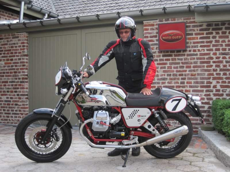 Mortsel Walters Moto Guzzi V7 racer