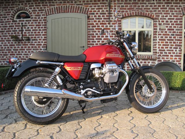 Sleidinge Moto Guzzi V7 Classic Kurt