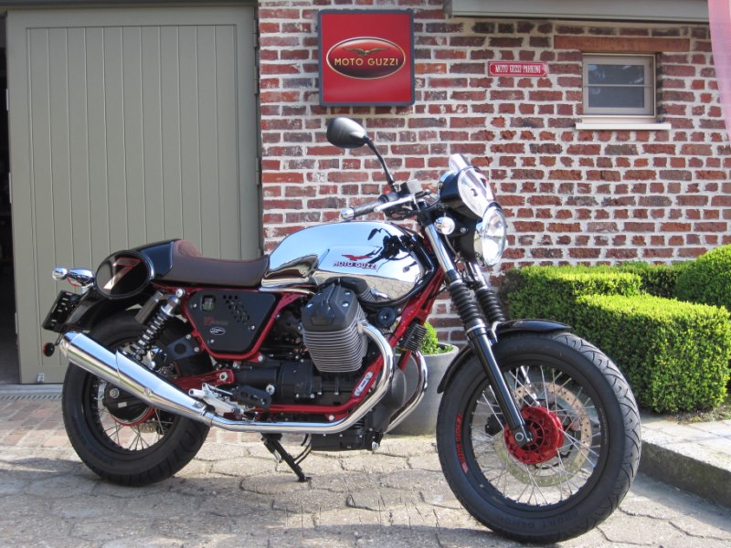 Moto Guzzi Oostende Jimmys V7 Racer