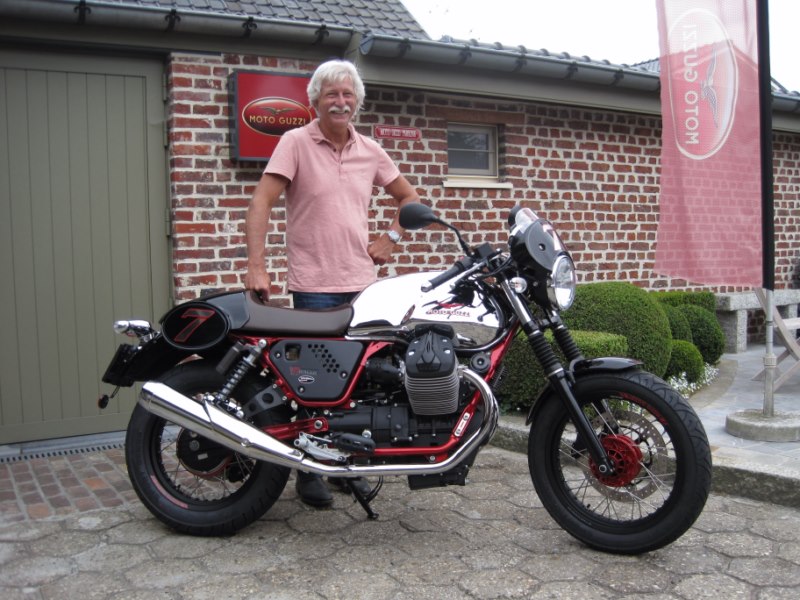 VRAmotors Christian Semmerzake Moto Guzzi V7 Racer