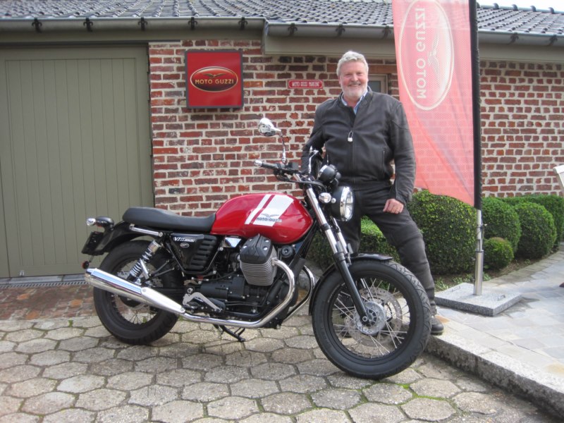 Alains Moto Guzzi V7 uit Sint Martens