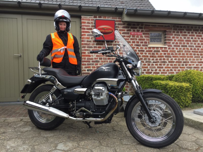 Gent Evas Moto Guzzi Nevada