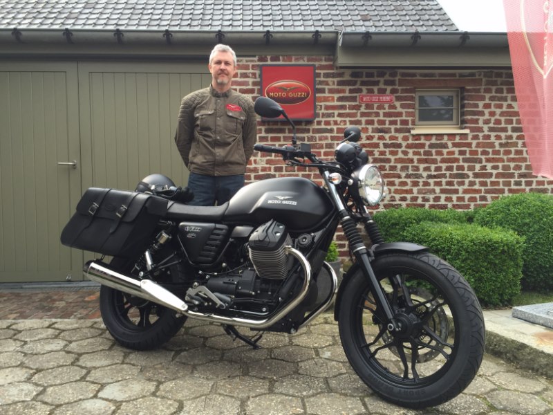 Laarne Dannys Moto Guzzi V7 Stone