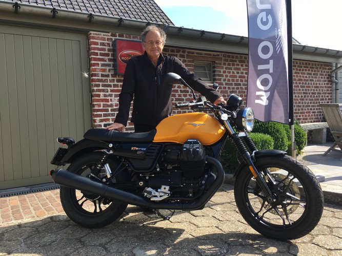 Kortrijk Michels Moto Guzzi V7 Stone