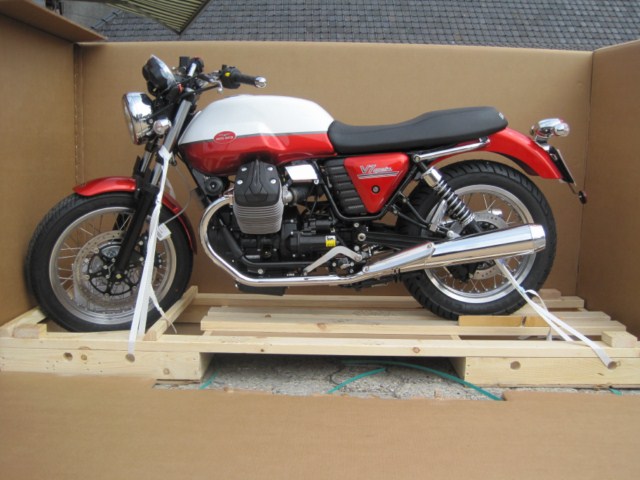 Moto Guzzi V7 Special new model 2012