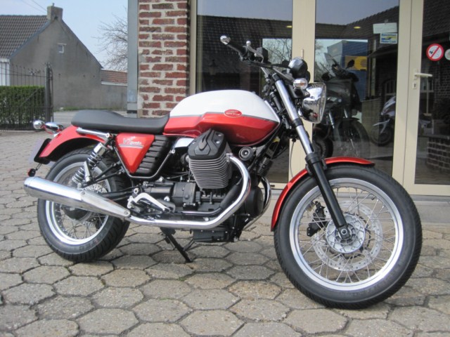 Moto Guzzi V7 Special 2012 nieuw model