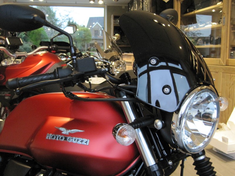 VRAmotors Marlin flyscreen Moto Guzzi V7