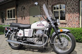 Moto Guzzi V7 Special Restauratie